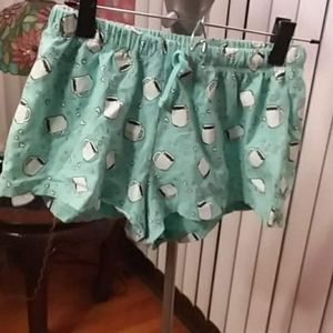 Sleep shorts with coffee mugs and hearts